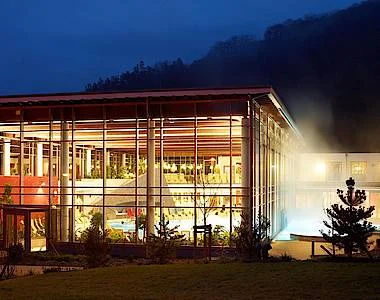 Außenansicht Vulkaneifel Therme Bad Bertrich Außenansicht Vulkaneifel Therme Bad Bertrich