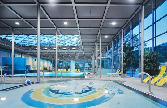 Geibeltbad Pirna Wasserbecken im Geibeltbad Pirna