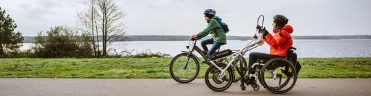 Der Herbst ist die passende Jahreszeit für eine Handbiketour um den Senftenberger See. Der Herbst ist die passende Jahreszeit für eine Handbiketour um den Senftenberger See.