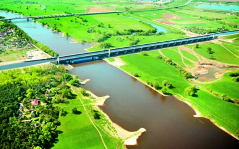 Wasserstraßenkreuz Magdeburg