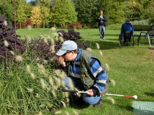 Der Park der Gärten in Bad Zwischenahn hat sich ganz auf Menschen mit Handicap eingestellt. Der Park der Gärten in Bad Zwischenahn hat sich ganz auf Menschen mit Handicap eingestellt.