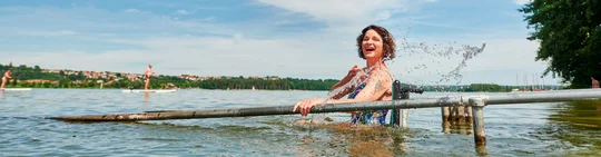Baderampe am Kleinen Brombachsee im Fränkischen Seenland Baderampe am Kleinen Brombachsee im Fränkischen Seenland