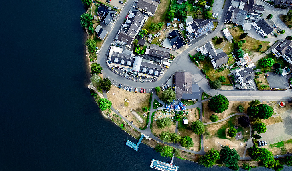 Die barrierefreie Tagestour startet in Einruhr am Rursee.