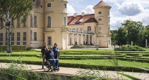 Im Schlosspark © Madlen Krippendorf Im Schlosspark © Madlen Krippendorf