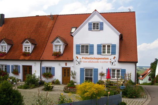 view of the bed and breakfast "Zum Schlafwandler Kapper" view of the bed and breakfast "Zum Schlafwandler Kapper"