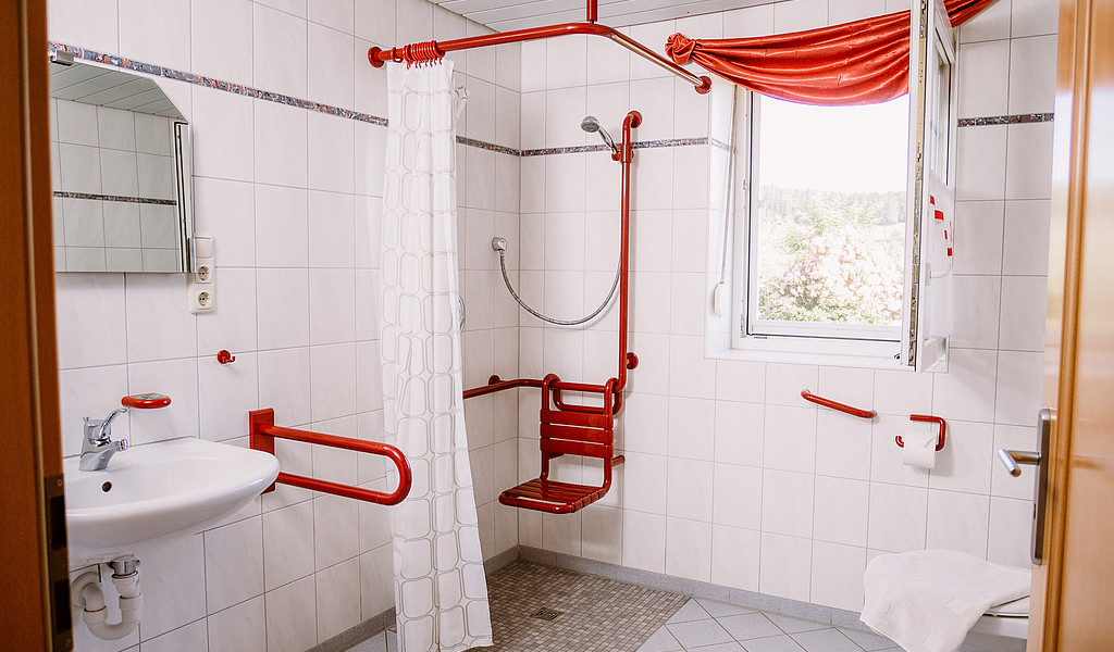 Stixenhof Ferienwohnung Heidi Nehmeier Dusche - Bad mit Dusche und WC  Bad mit Dusche und WC