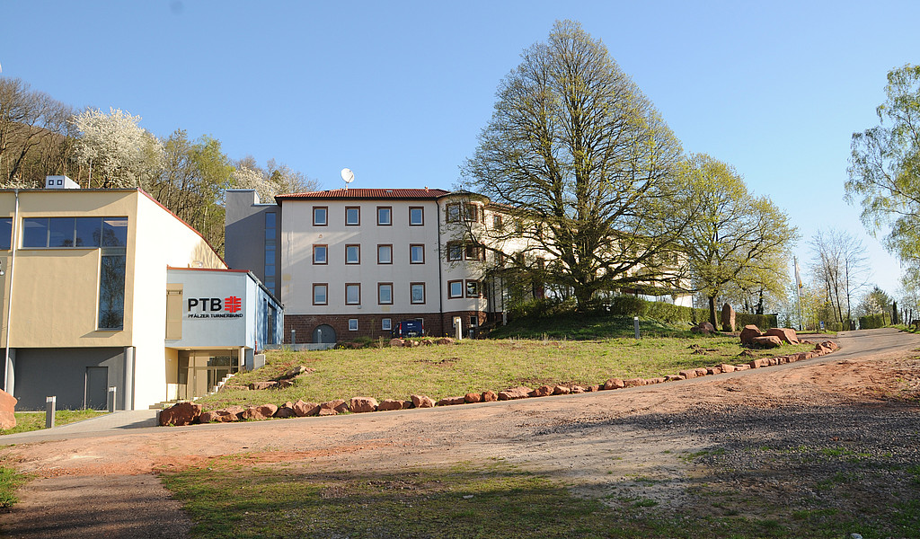 Turnerjugendheim Annweiler - © Holger Abel © Holger Abel
